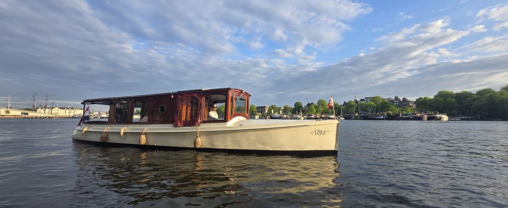 salonboot amsterdam 12 personen Ritz